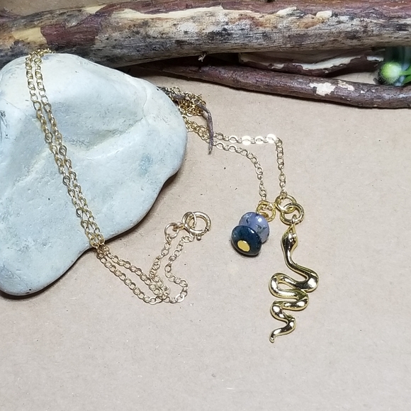 Gold necklace with Serpent charm - Picture 3 of 3